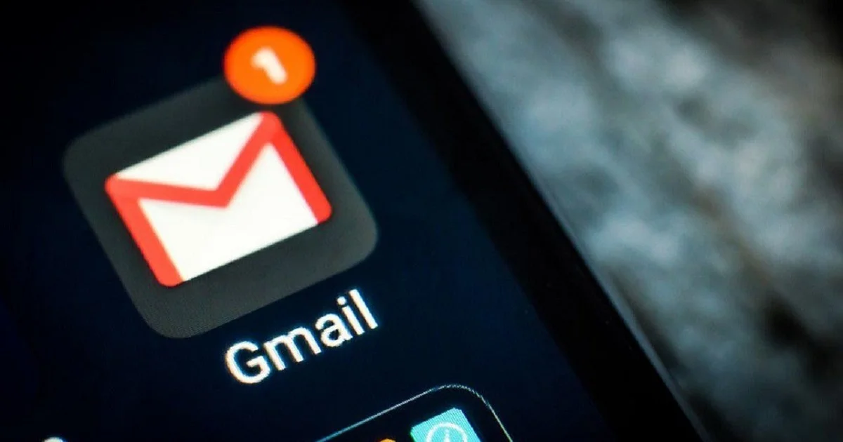 Gmail ra mắt soạn thảo email bằng AI
