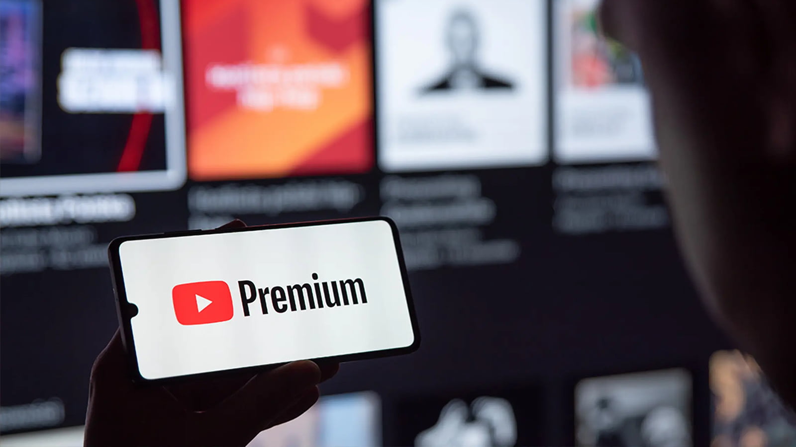 YouTube xóa toàn bộ tài khoản Premium lậu