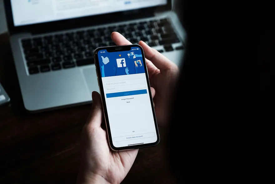 Lật tẩy chiêu trò hack Facebook qua Gmail